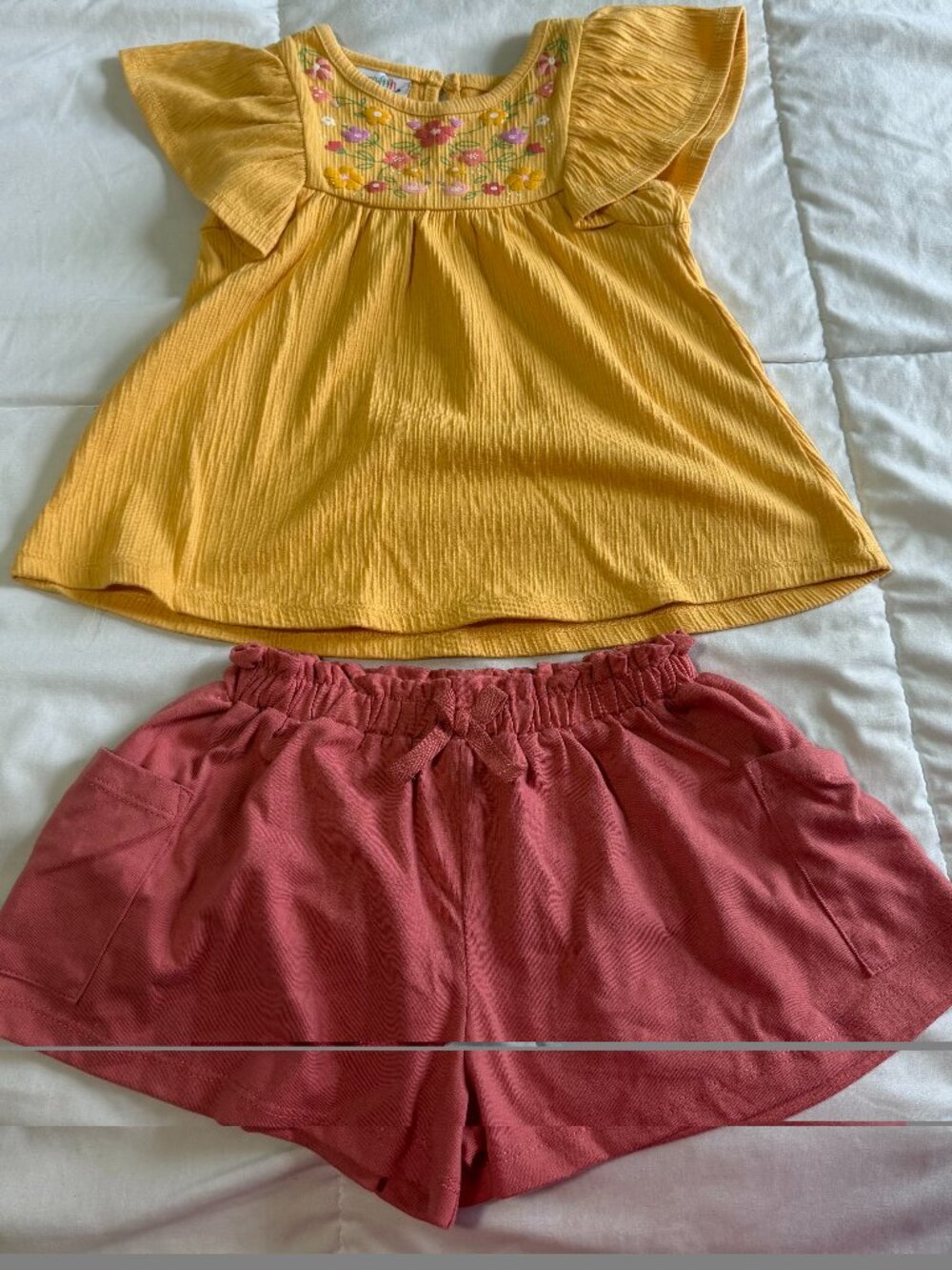 Kids Headquarters Girls 2-Piece Floral Outfit – Size 2T – NWOT